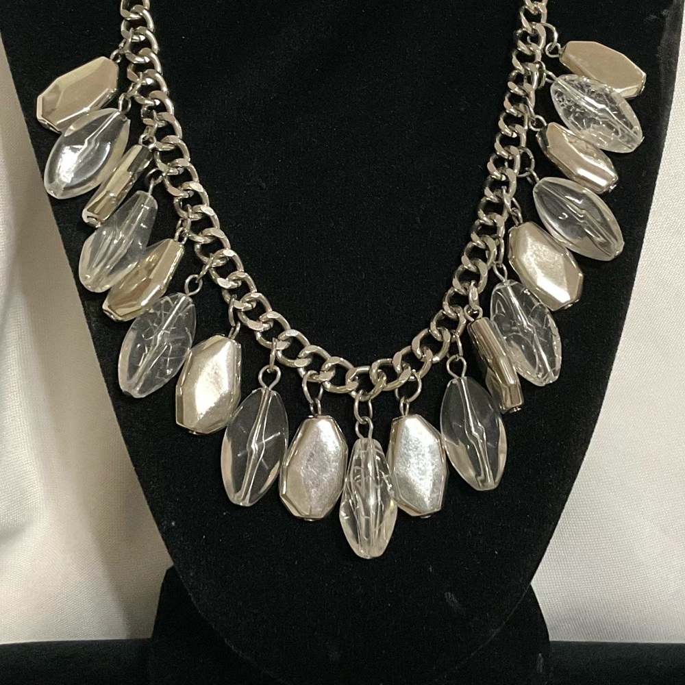Paparazzi Fringe Fabulous Acrylic Crystal Necklace